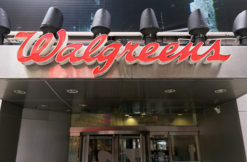Walgreens beats profit estimates ahead of Sycamore Partners deal