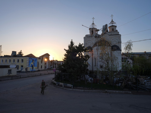Russia and Ukraine accuse each other of breaking one-day Easter ceasefire