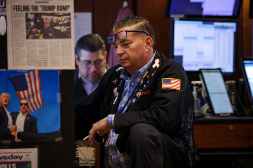 Investors pull money out of US equity funds for a fourth straight week