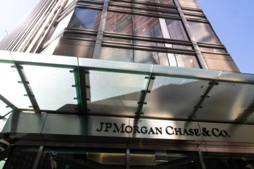 JPMorgan investors look for clarity on tariff impact, succession plan