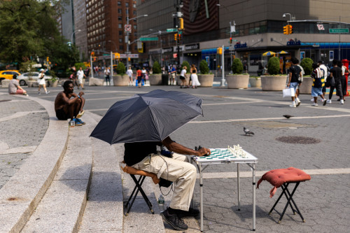 US cities prepare for extreme temperatures as heat dome blankets country
