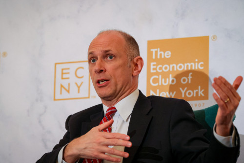 Fed’s Goolsbee: new tariff announcements may delay rate cuts