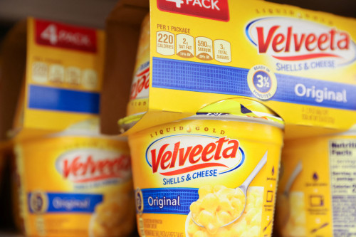 Kraft Heinz sauces boost quarterly results as home-cooking rises