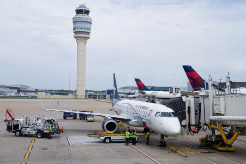 US airlines say it is ‘imperative’ FAA get quick wins in air traffic overhaul