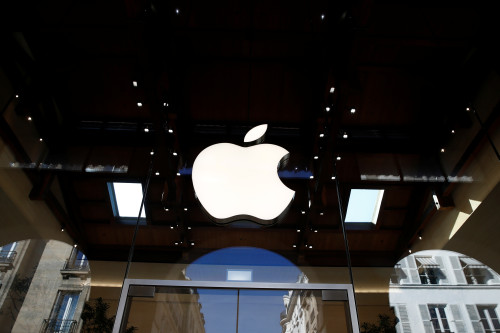 Apple to enter low-cost laptop market with budget Mac, Bloomberg News reports