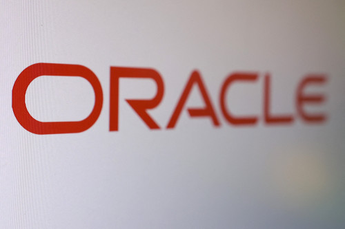 Banks lend $18 billion for Oracle-tied data center project, Bloomberg News reports