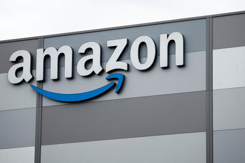 Amazon’s satellite internet licence faces legal challenge in France