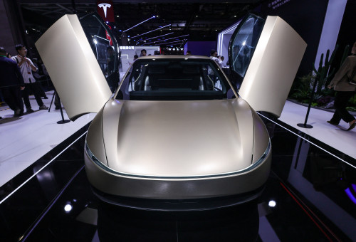 ‘Big Short’ investor Burry targets Tesla after slamming AI valuations