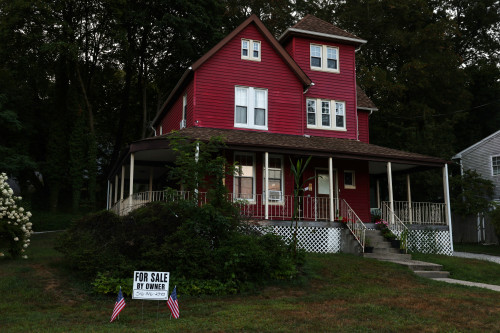 US existing home sales edge up in November as mortgage rates ease