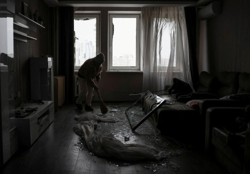 Ukraine toils to restore power and heat, Zelenskiy warns of new attack