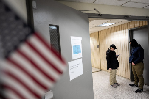 Top US immigration judge says bond hearings should be denied despite court rulings, documents show